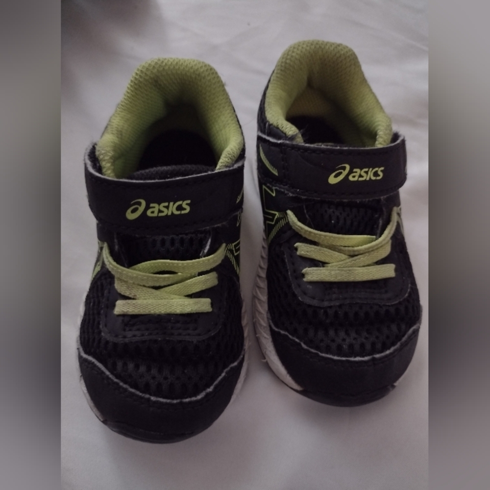 Asics kids shoes